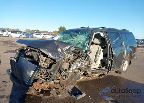 2010 Chevrolet Suburban 1500 Lt1 from USA, damaged, VIN 1GNUKJE34AR126791